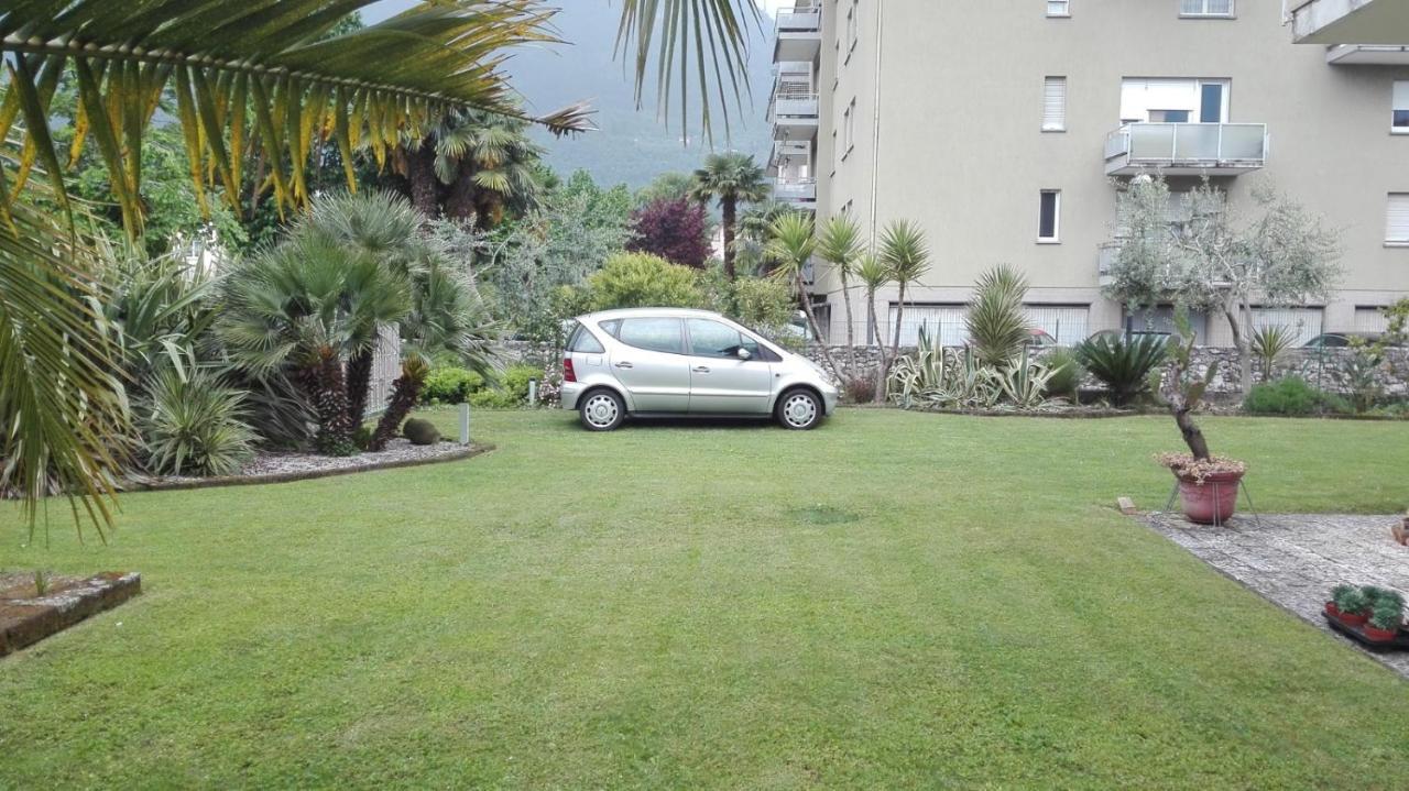 Villa Citrus Riva del Garda Luaran gambar
